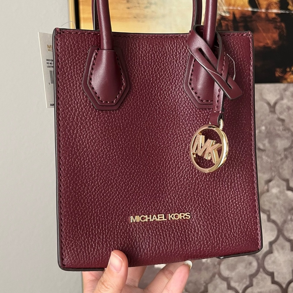 NWT Michael Kors Mercer Extra Small Crossbody XS Shopper Bag Merlot plum